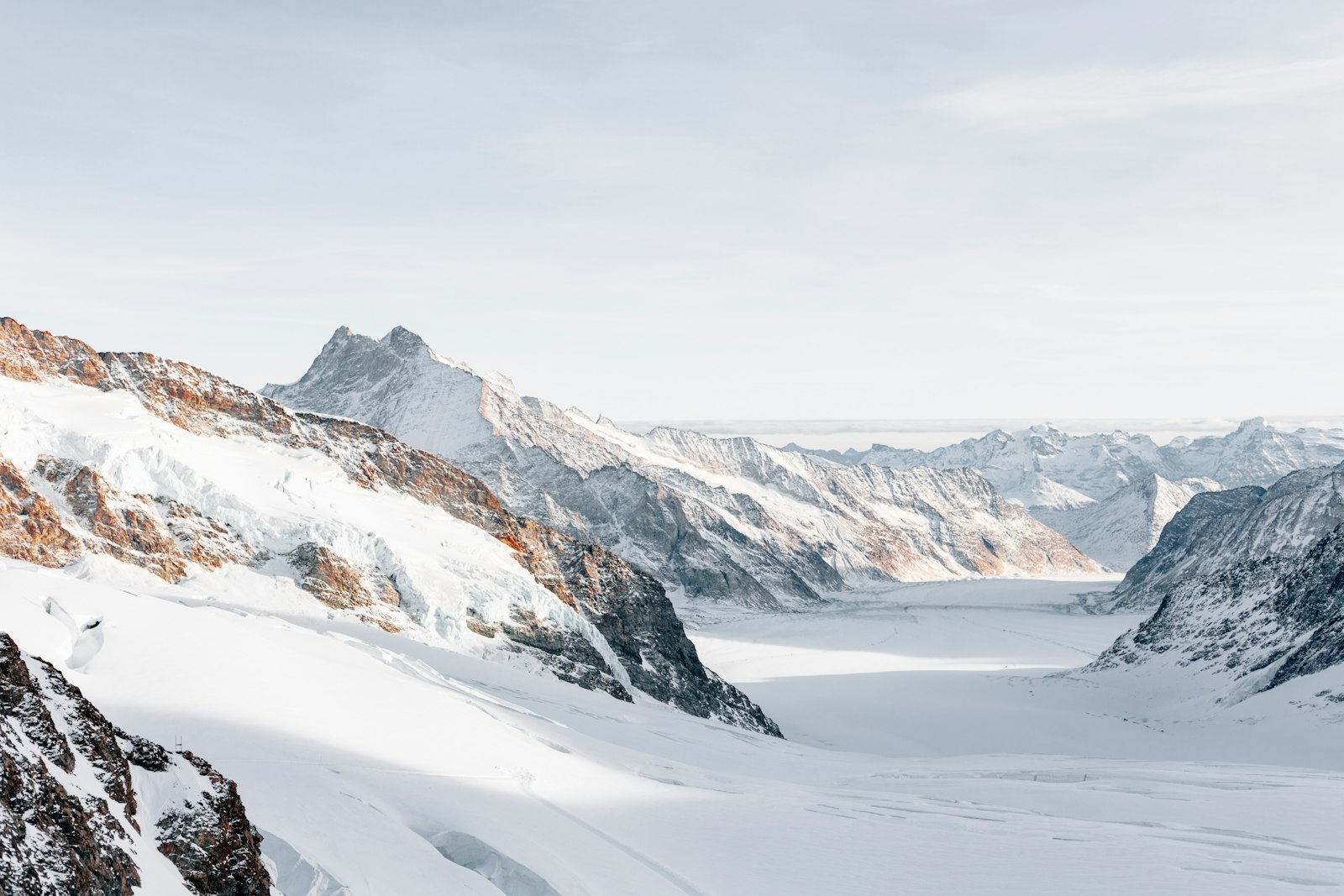 Winter fog in the mountains